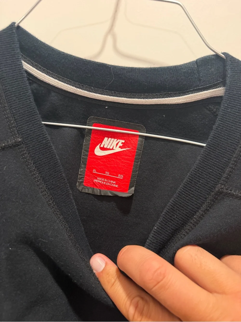 Nike Black Crewneck Pullover Sweatshirt